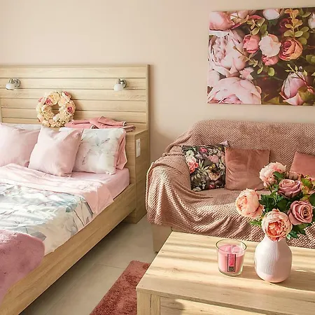 Rose Deluxe